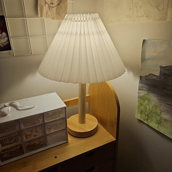 NEW Small Table Lamp, Bedside Nightstand Mini Lamp for Bedroom Living Room. - Picture 3 of 7